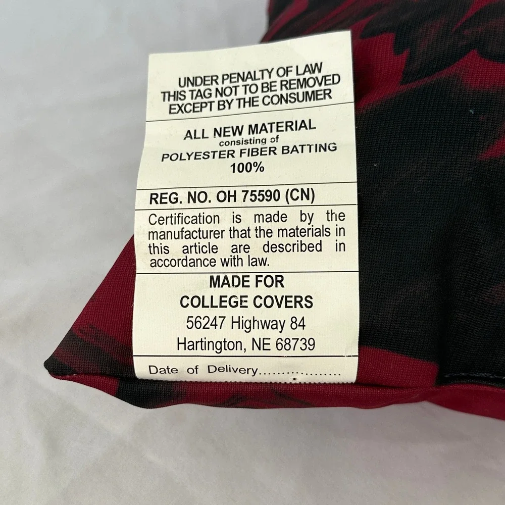 South Carolina Gamecocks College Covers Garnet Black Marbled‎ Throw Pillow NCAA